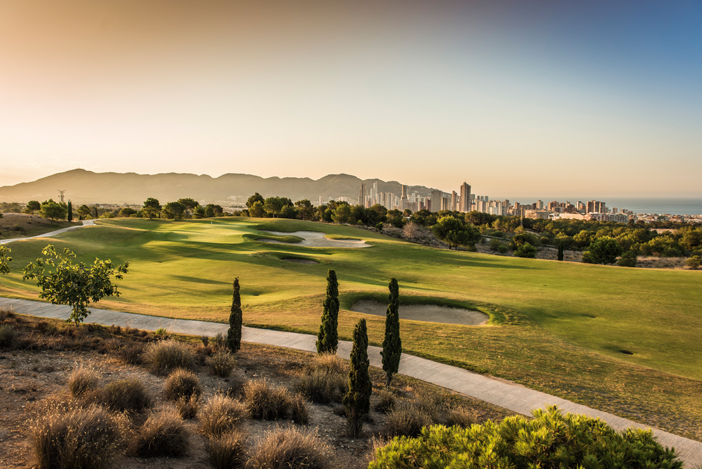 El campo de Levante es uno de los dos campos que conforman el complejo de Meliá Villaitana en Benidorm