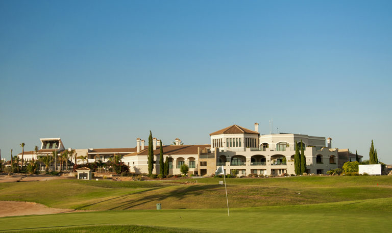 Sheraton Hacienda Del Álamo Golf & Spa Resort, un paraíso para disfrutar del golf en Navidad