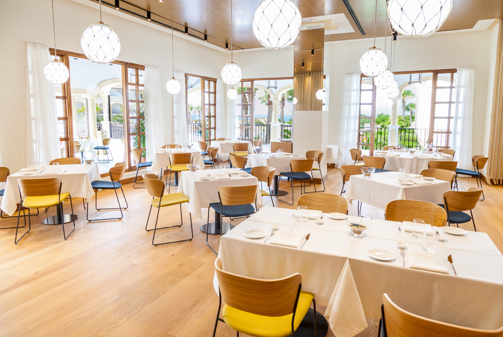 IBEROSTAR Selection Andalucía Playa - Restaurante y Buffet - Golf Circus IBEROSTAR Selection Andalucía Playa - Restaurant and Buffet - Golf Circus
